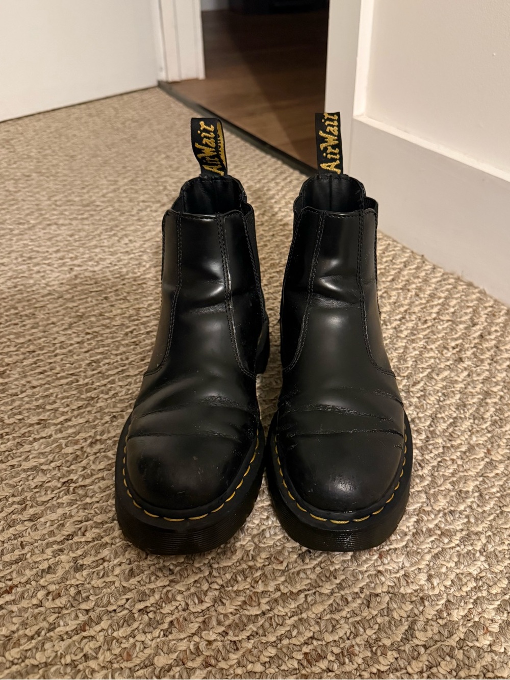 Dr. Martens Chelsea boot